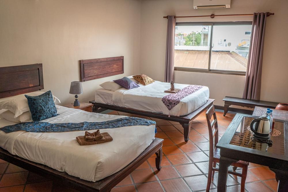 DEN HOTEL TOTONOU SIEM REAP