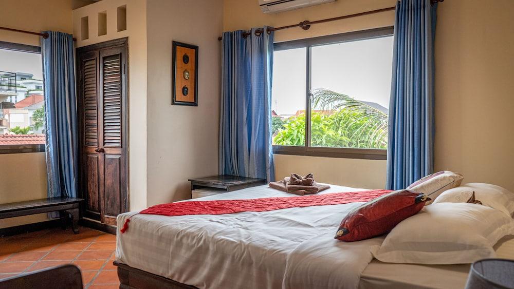 DEN HOTEL TOTONOU SIEM REAP