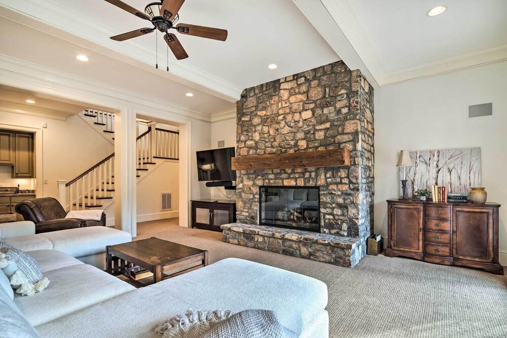 Pool & Mountain Views: Stunning Mill Spring Home!