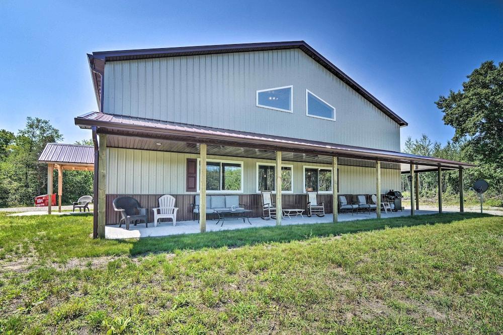 800-acre Au Gres Oasis: 2 Ponds + ATV Trails!