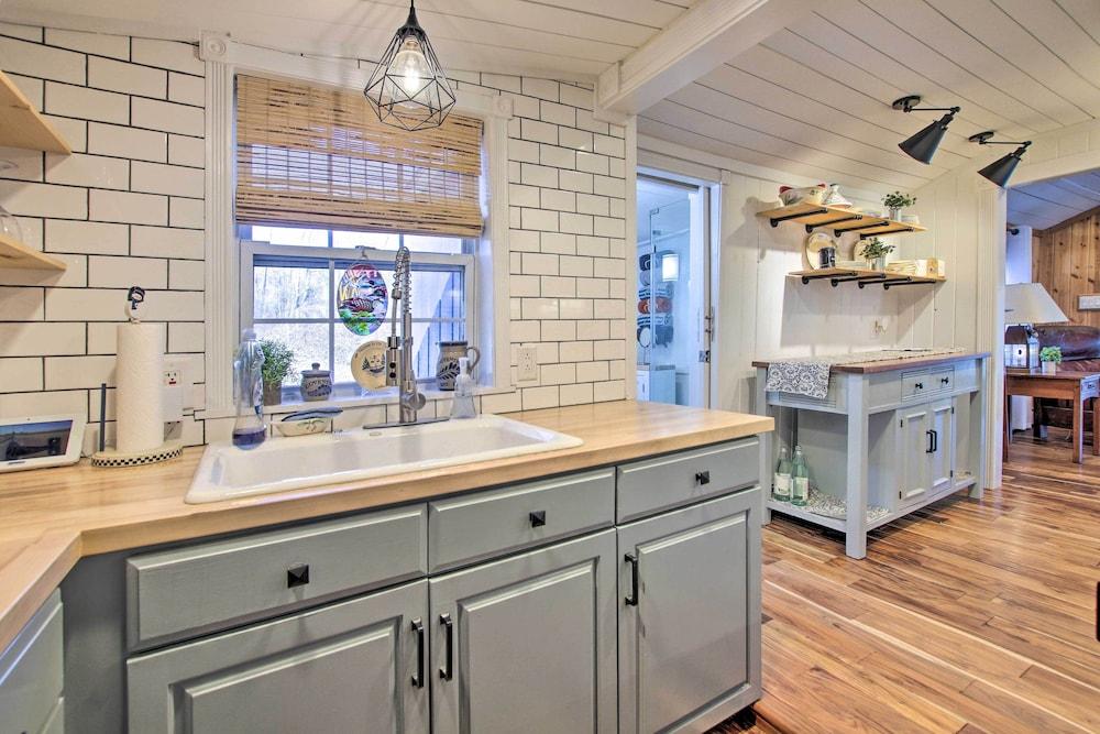 Cozy Lakefront Cottage w/ Fire Pit, Grill & Views!