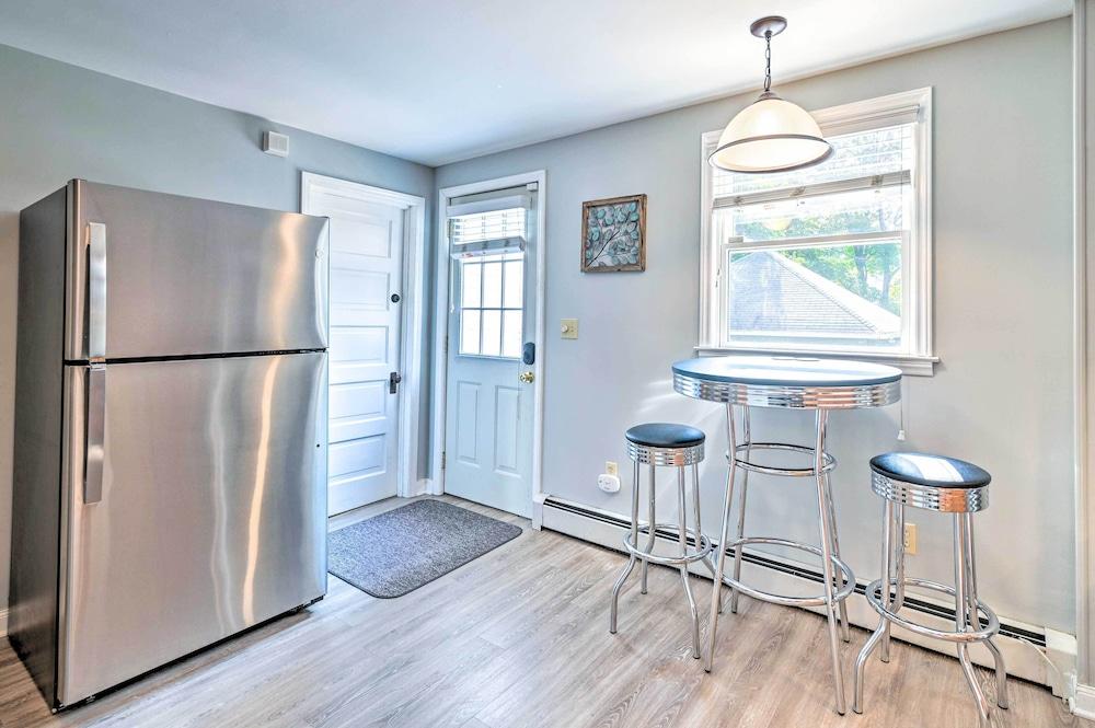 Cozy + Walkable Delmar Getaway w/ Fire Pit!