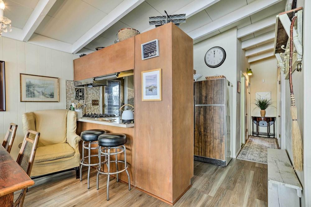 Waterfront White Lake Vacation Rental!