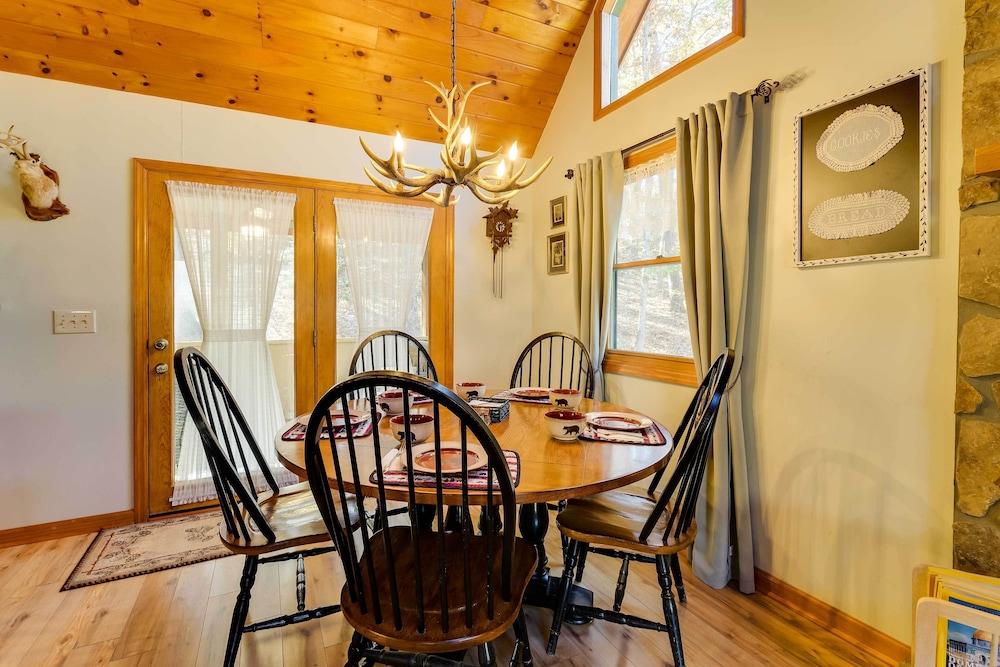 Smoky Mountain Cabin w/ Fire Pit: Hike & Fish!