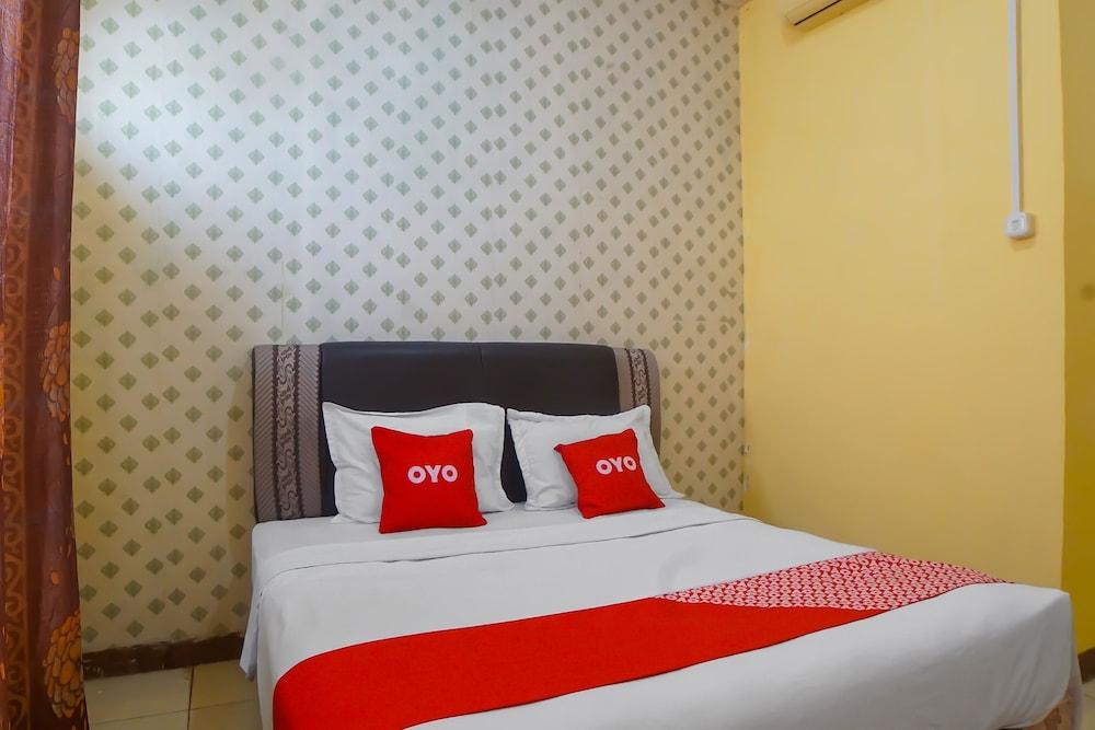 OYO 92371 Bb House Japaris