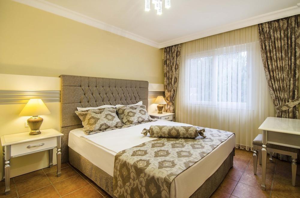 Pine Villas & Apartments Kusadasi