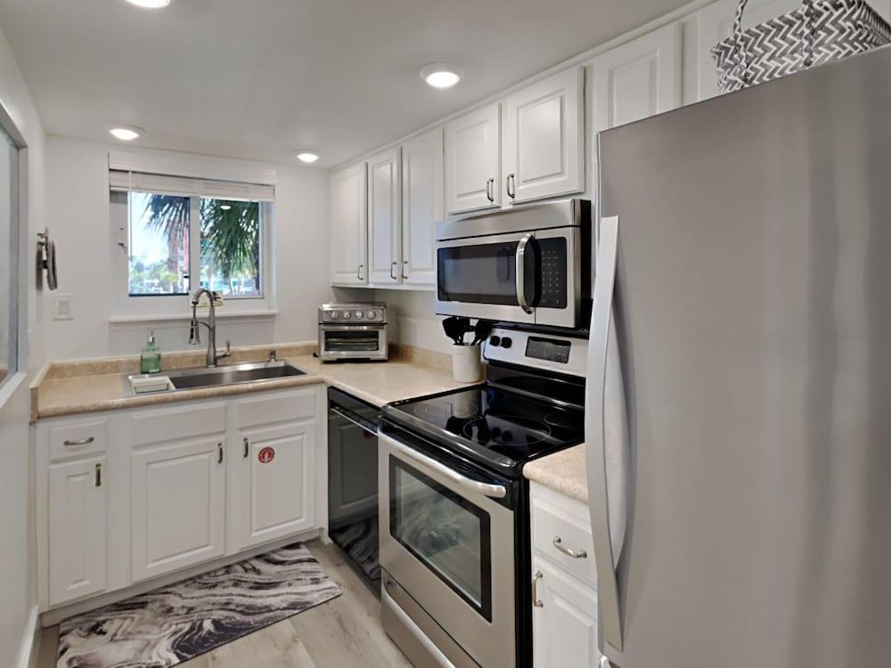 Driftwood Towers #1F by Southern Vacation Rentals