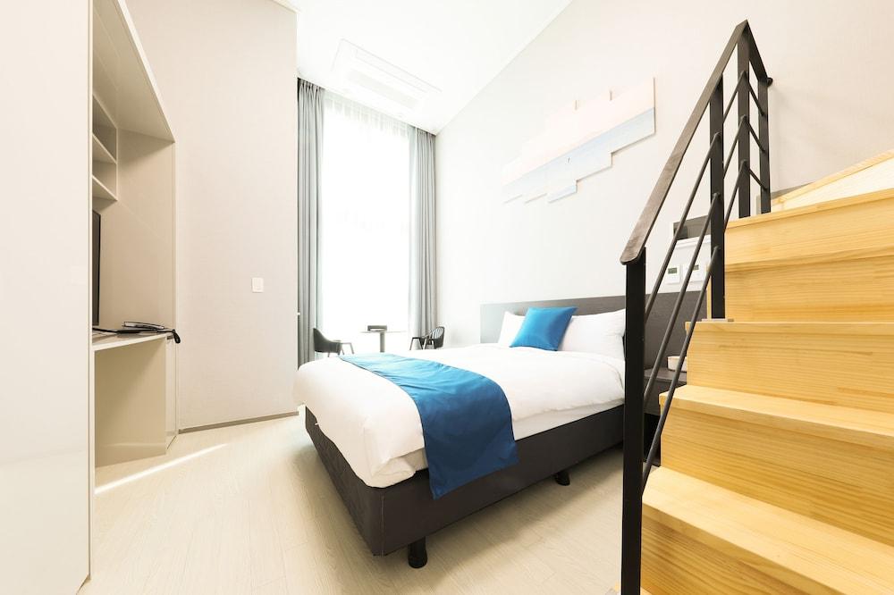 COOPSTAY KOAROO YEOSU
