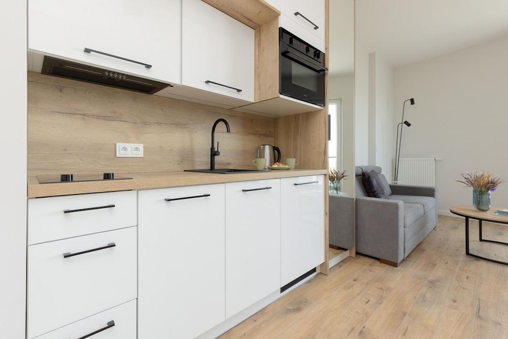 Pet-friendly Kasprzaka Studio by Renters