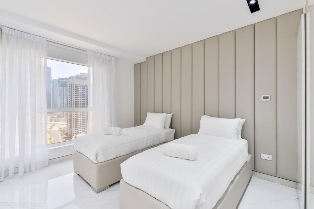 Waterfront Luxury 3plus1 BR in JBR Dubai