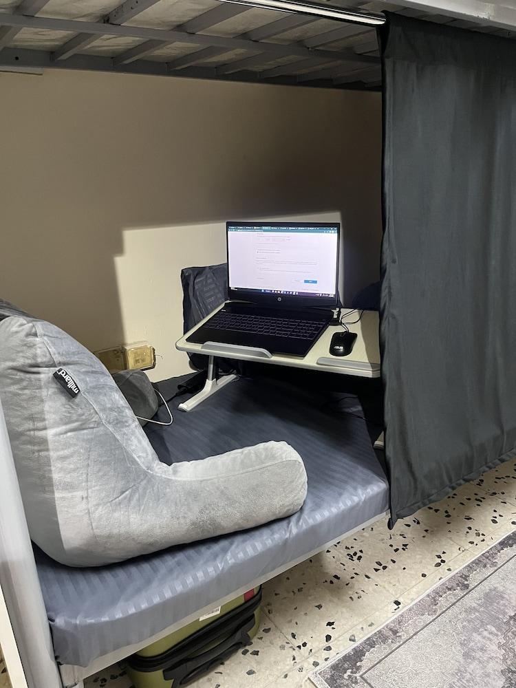 Paradiso Backpackers Haven