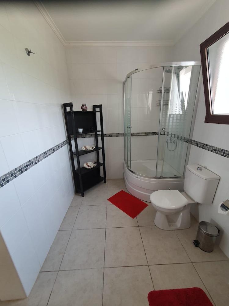 Carrington Sea Magic 2 bed Plus 2 Apartment