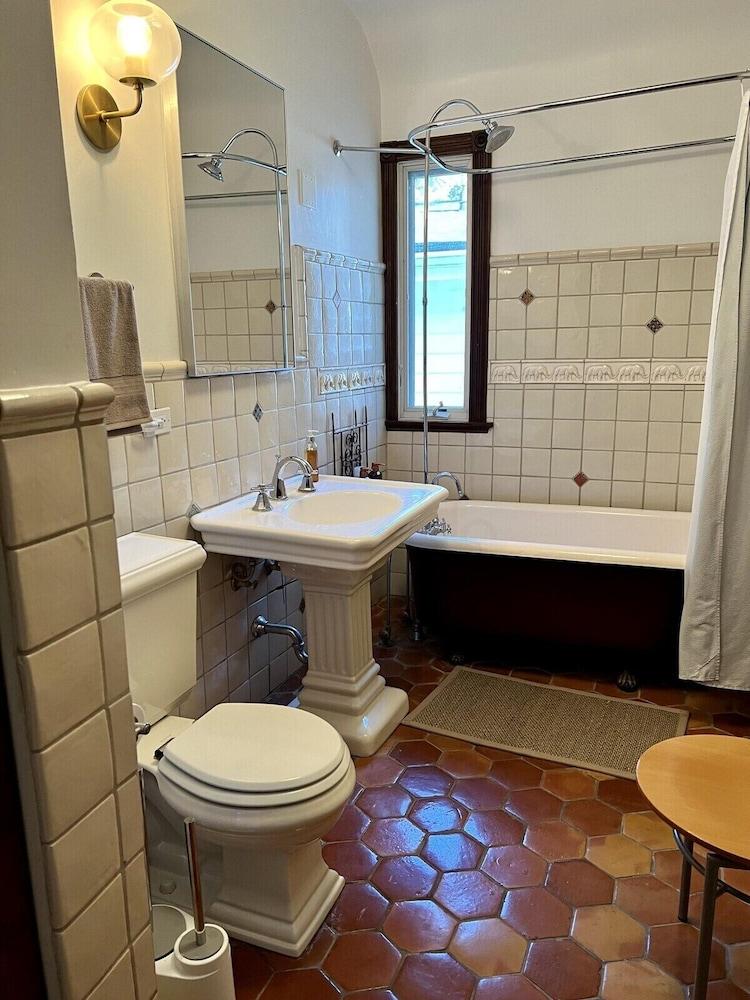 Historic Oak Park Residence