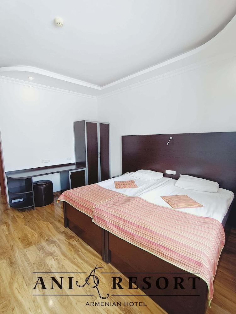 Ani Resort
