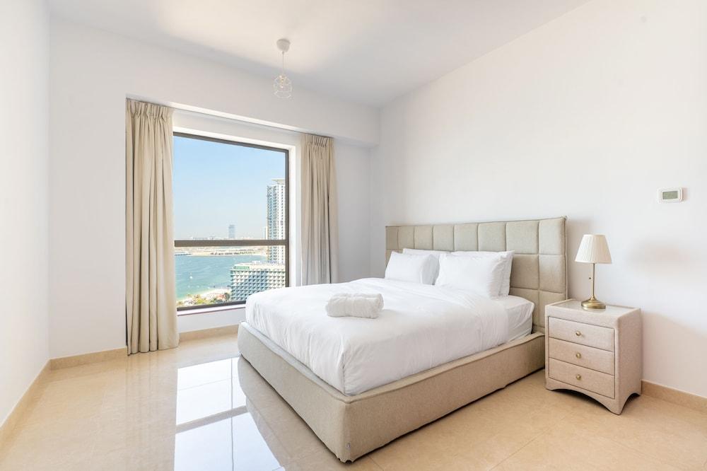 Deluxe 3plus1BR JBR - Sea View - Balcony