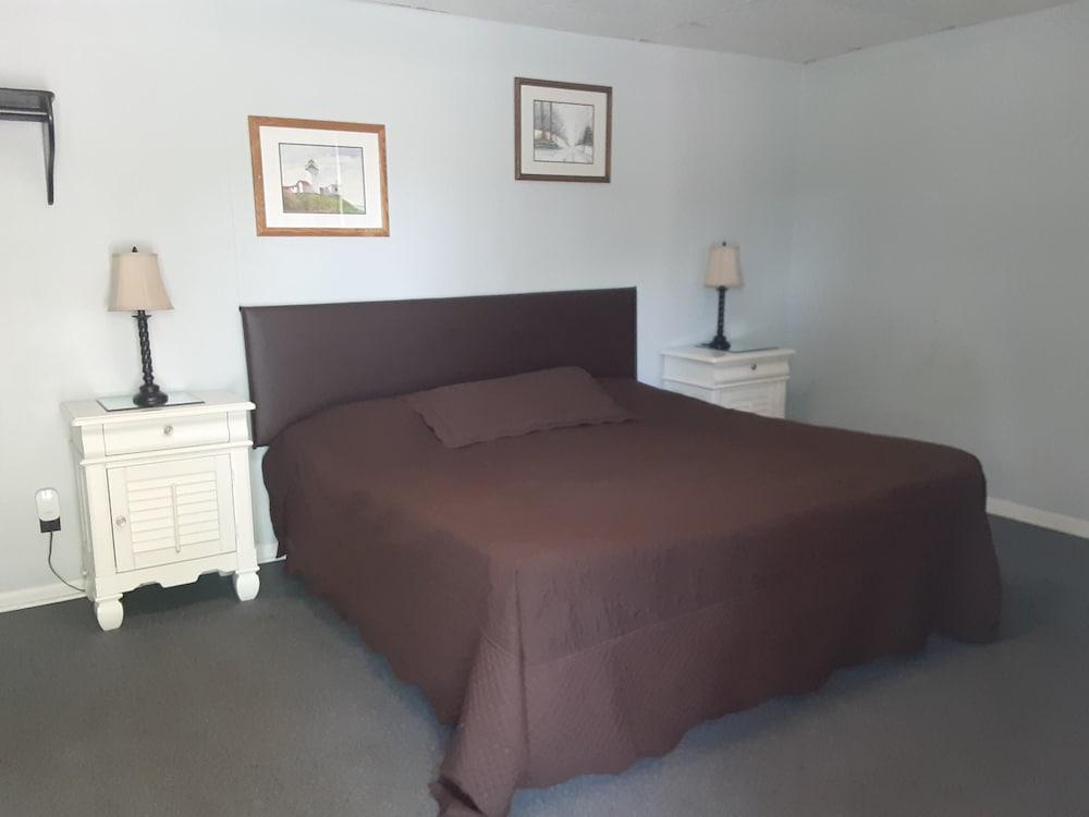 Hickory Shades Motel