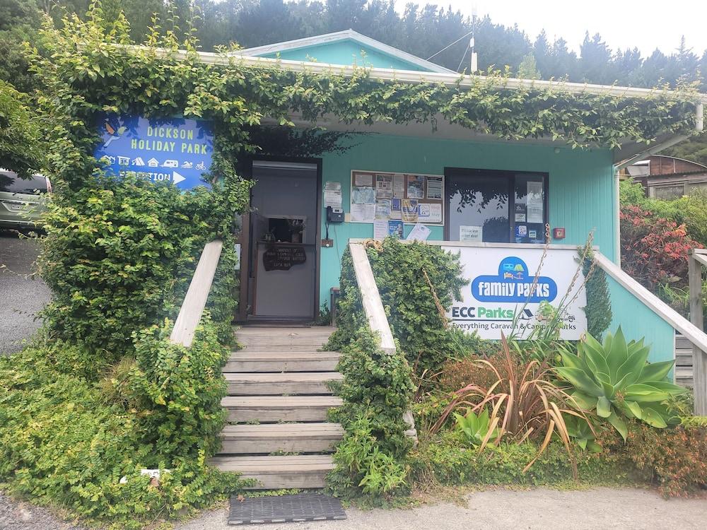 Dickson Holiday Park