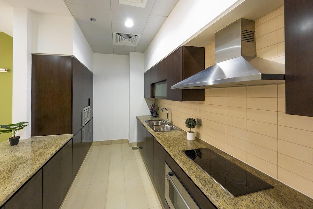 Modern beachfront 1BR apartment