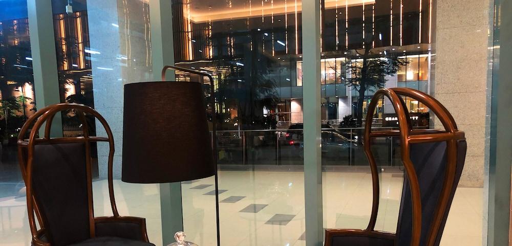 One Uptown Residence BGC Taguig