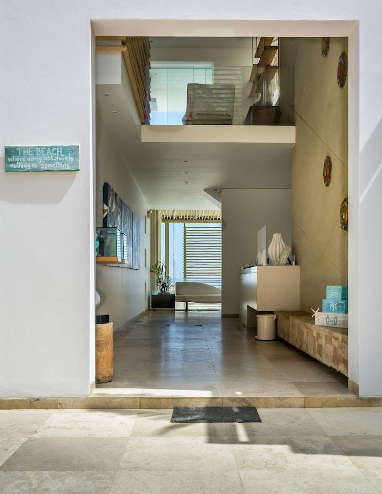 DCO Suites Lounge & Spa