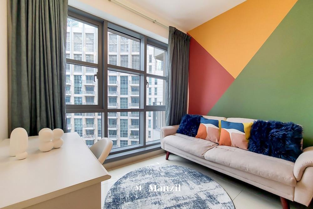 Manzil -Cozy 1BR Apt w/ Downtown Skyline Burj View