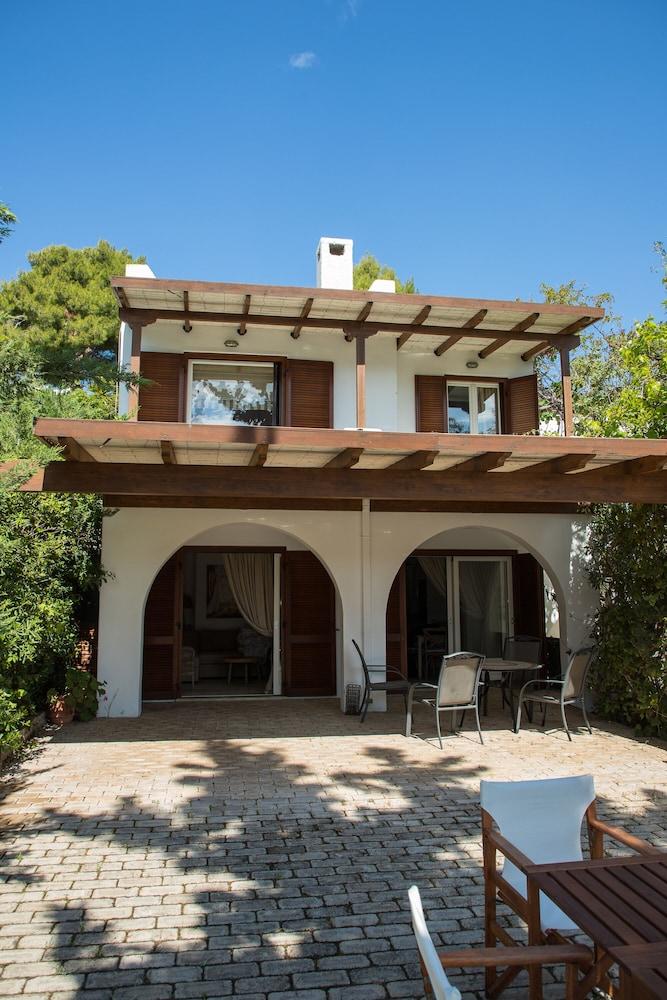 Grand Bleu Porto Heli Beachfront House