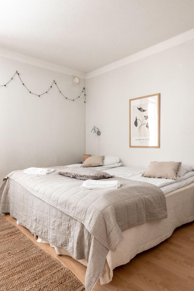 2ndhomes Comfy Studio by Esplanade Park