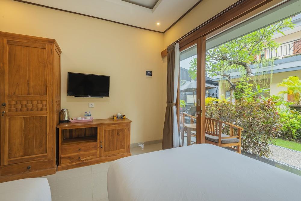 Liliy Guest House Legian