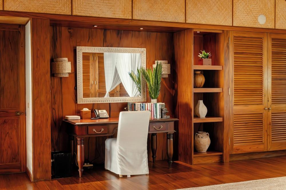 Wakaya Island Resort & Spa