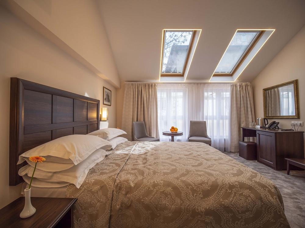 The Moon Boutique Hotel