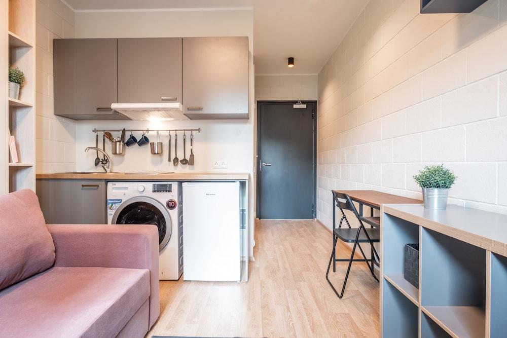 Eduard House by Larsen