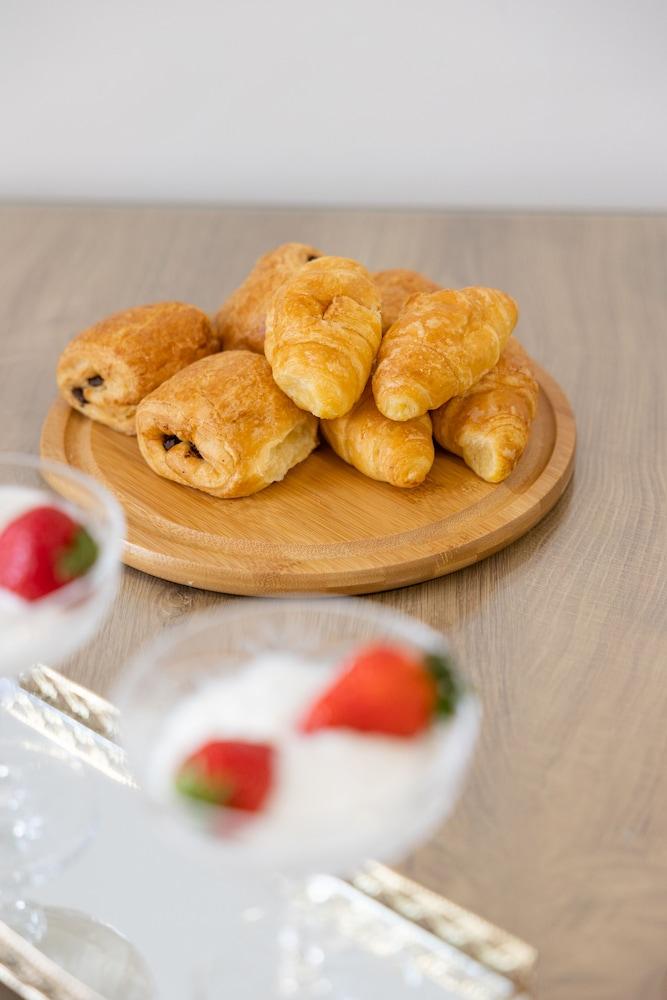 Saint George Cave House