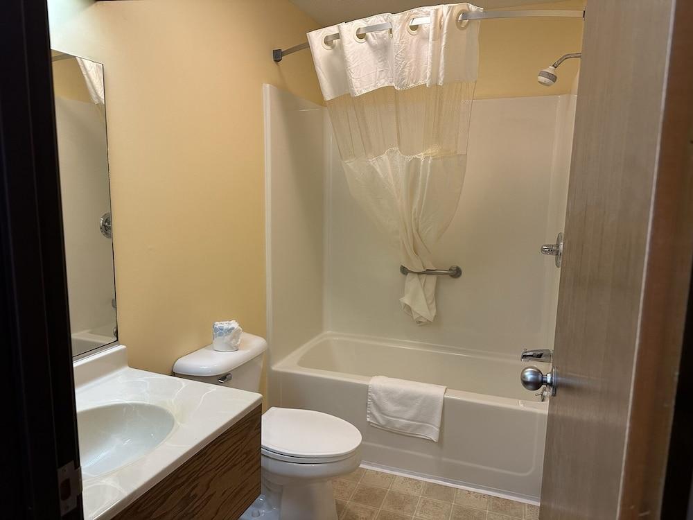 Econo Lodge El Paso, IL