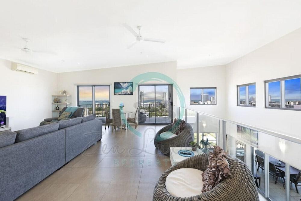 ZEN PINNACLE - 3BR Penthouse Retreat