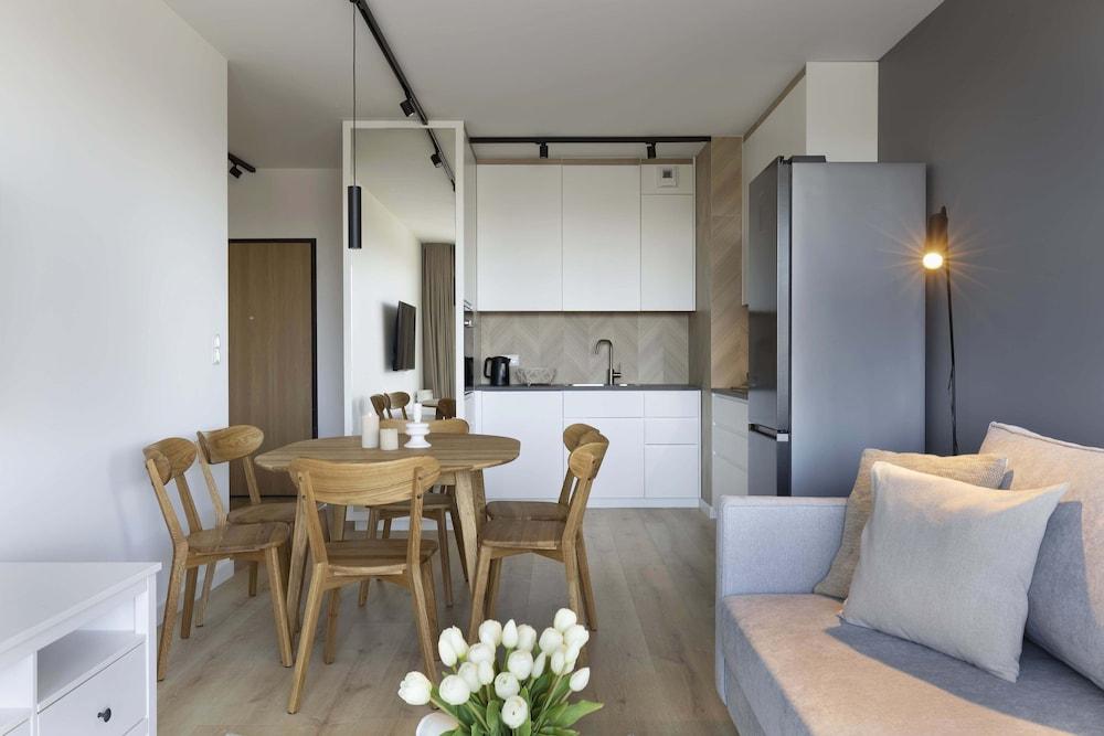 Elite Apartments Seastory