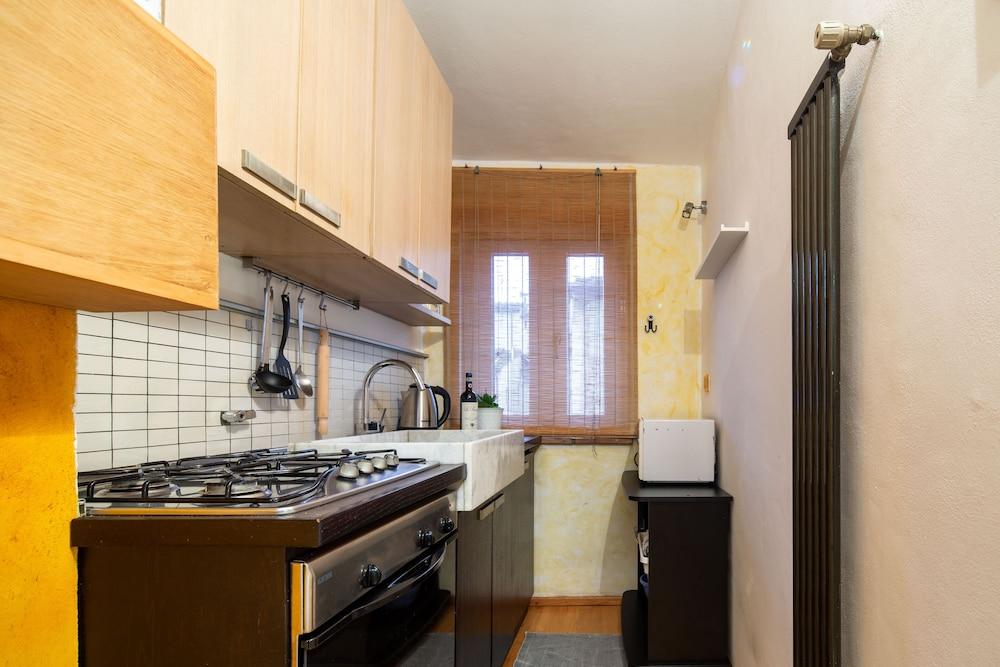 Santa Reparata Flat by Mmega