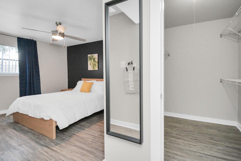 Tx Home Group - Uptown Galleria