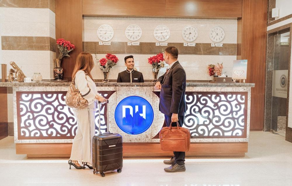 Dhauladhar Heights Resort