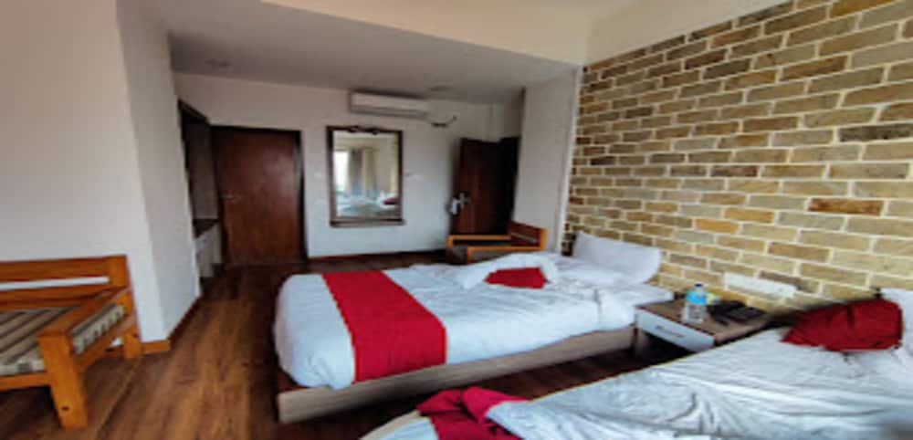 MeroStay 166 Hotel Arts