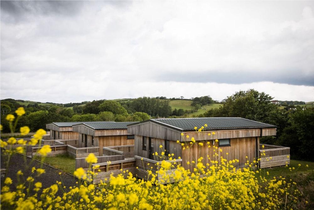 Adventure Lodges & Retreats