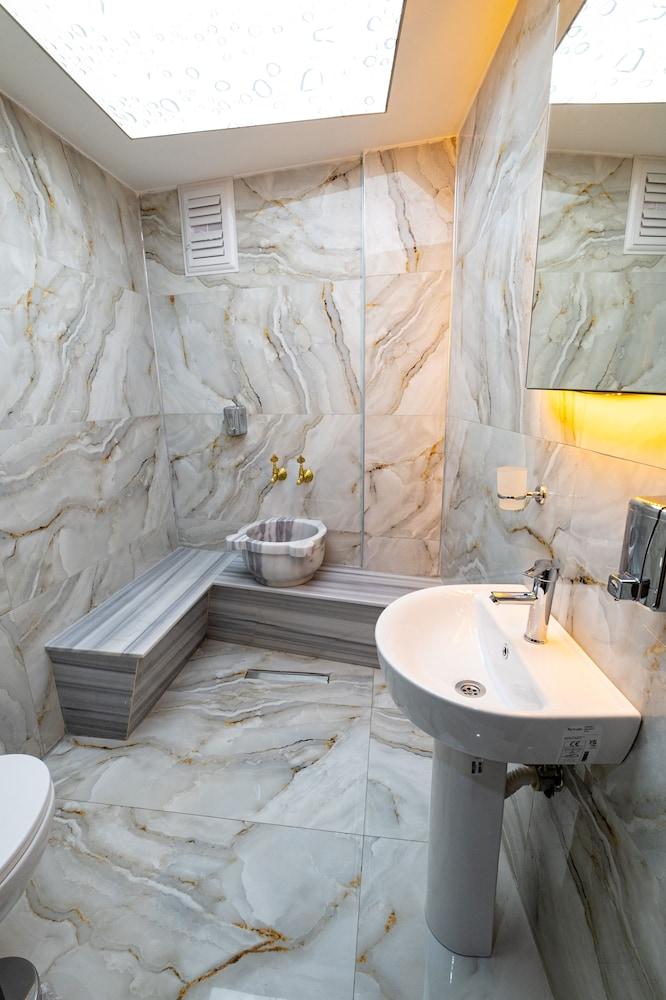 Blue Marina Hotel & SPA