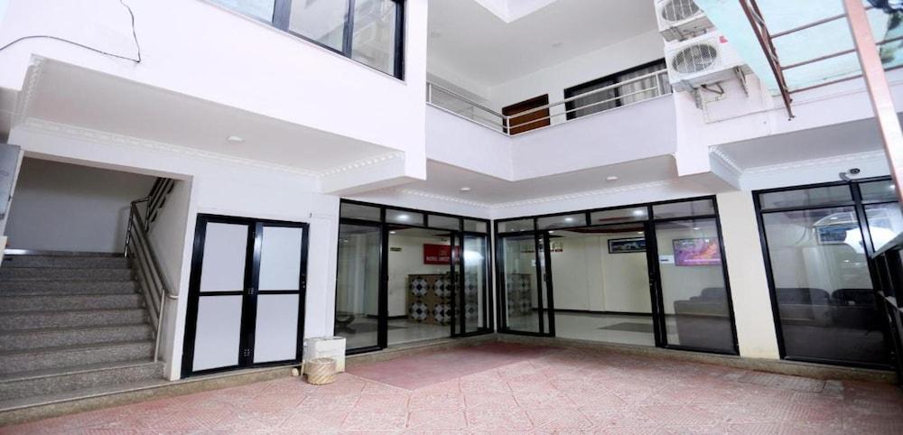 MeroStay 250 Khwopa Guest House