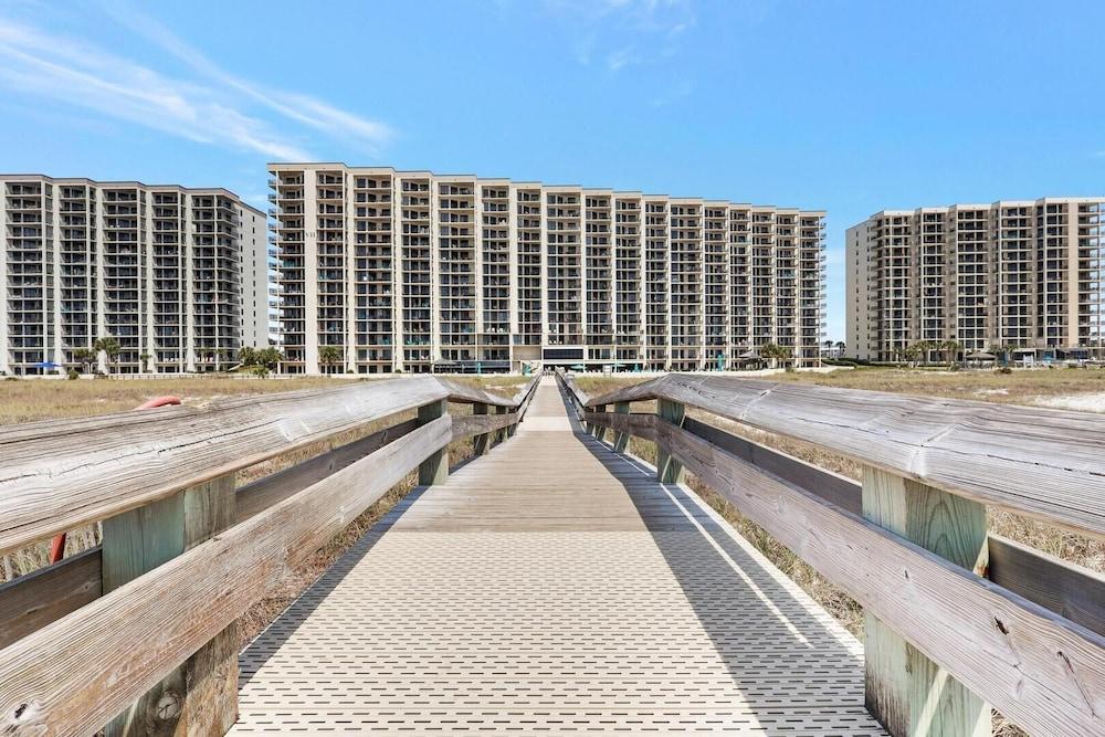 Cozy 1br/1ba Condo w/ Stunning Views