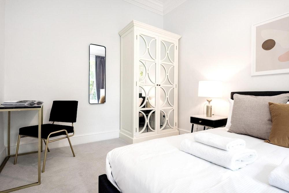 The King s Road Suite Next to Sloane Square