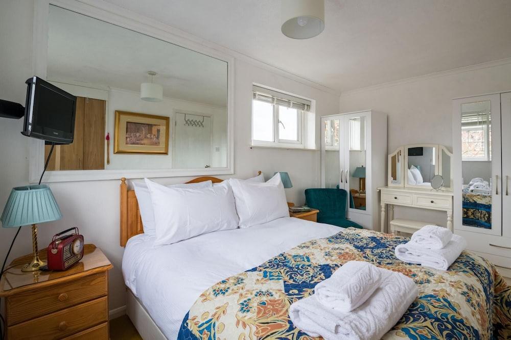 Exclusive Home in Acton