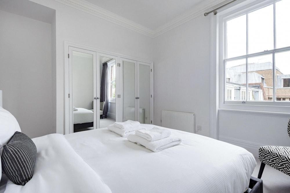 The Cadogan Suite Next to Sloane Square