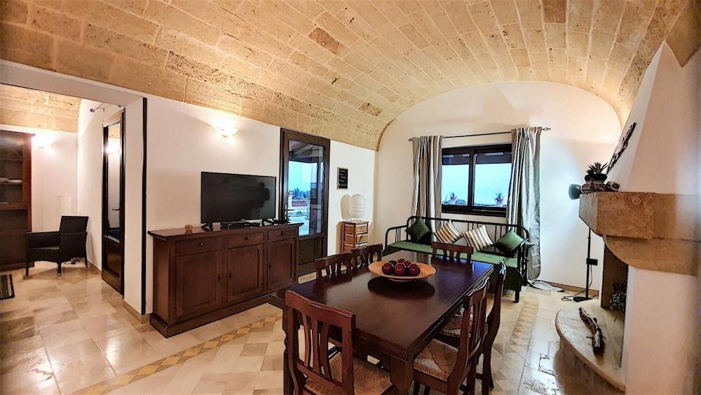 Sal011 in Salve With 2 Bedrooms and 1 Bathrooms