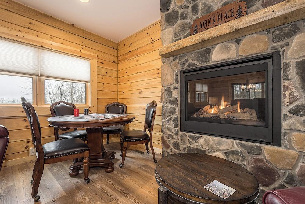 John's Place by Taylor Made Deep Creek