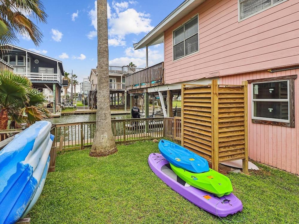 Peggy's Hideaway by Ryson Vacation Rentals