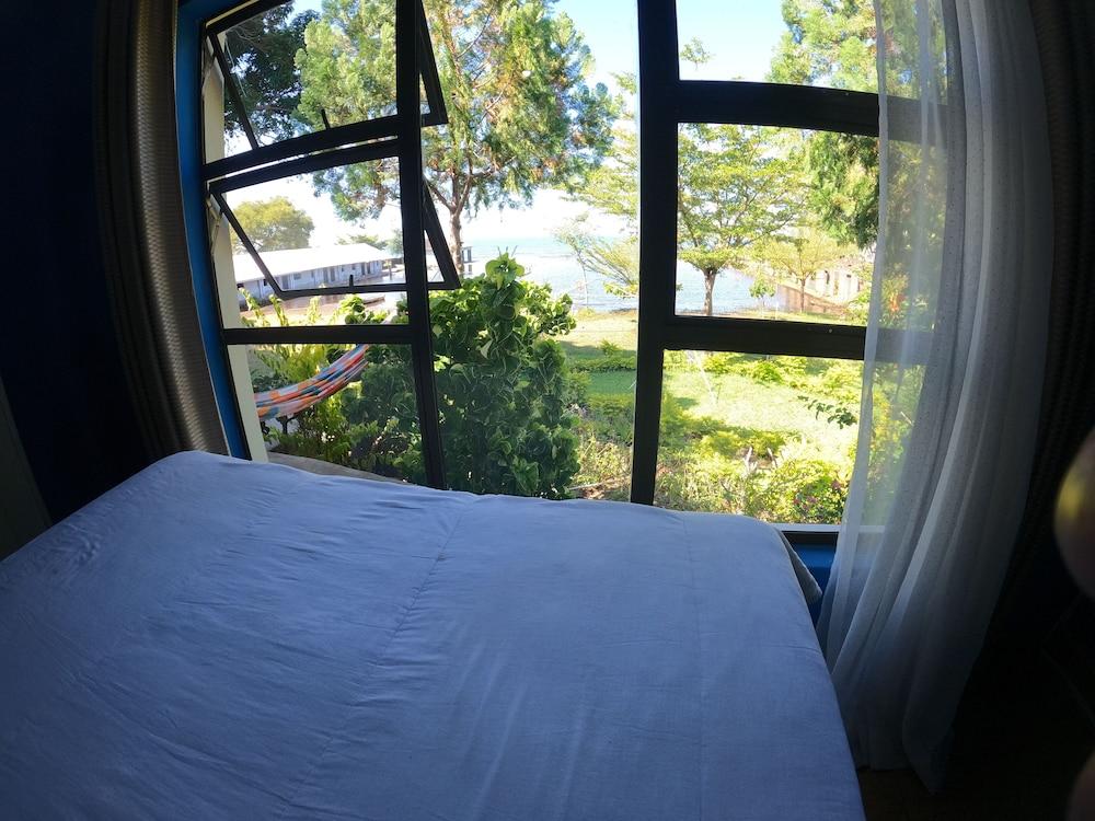 Main Stream Beach Villa